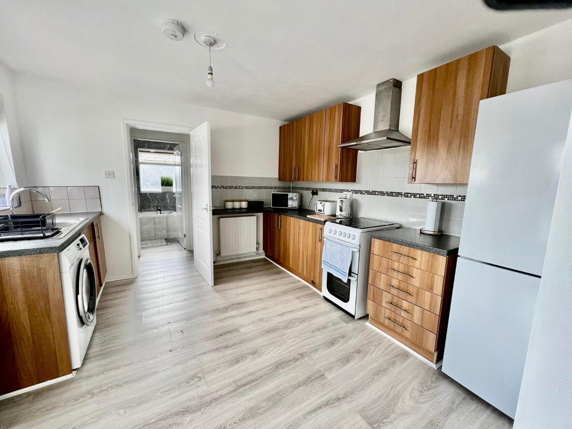 Executive 3 Bedroom Port Talbot Town Centre Margam Sleeps 7 المظهر الخارجي الصورة